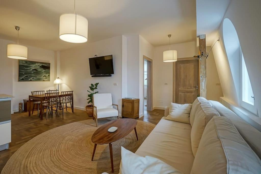 Central Apartment - Nido'S Area Bukurešť Exteriér fotografie